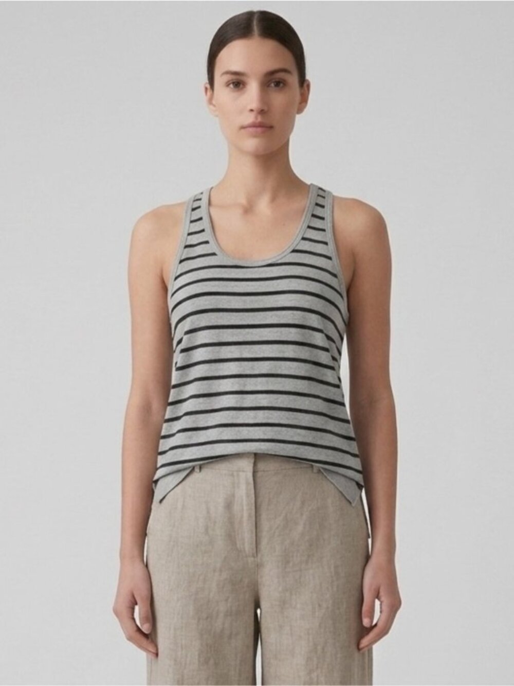 Vince Gray Black Striped Cotton Tank Top - Small 🇵🇪